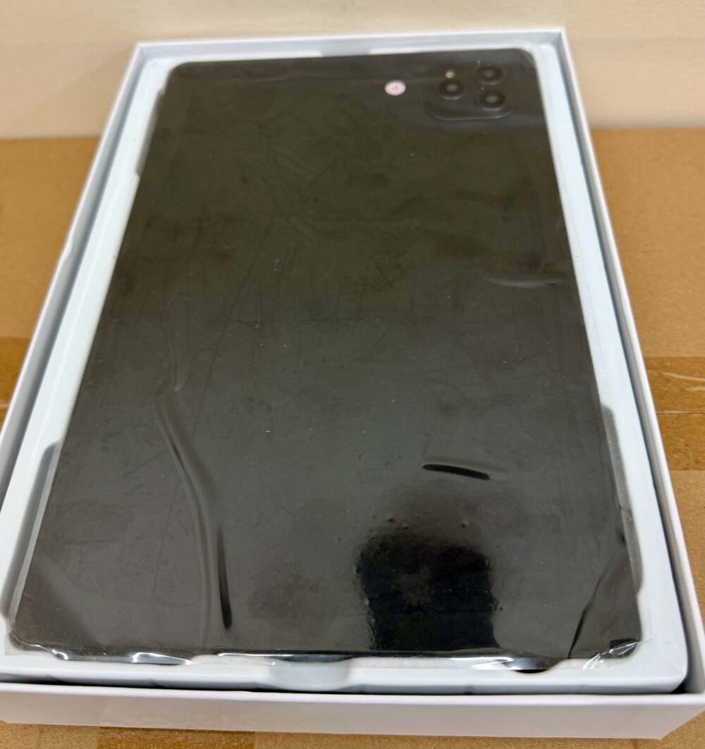 Android 10.1-inch Tablet Computer with Stylus - Picture 4 of 5